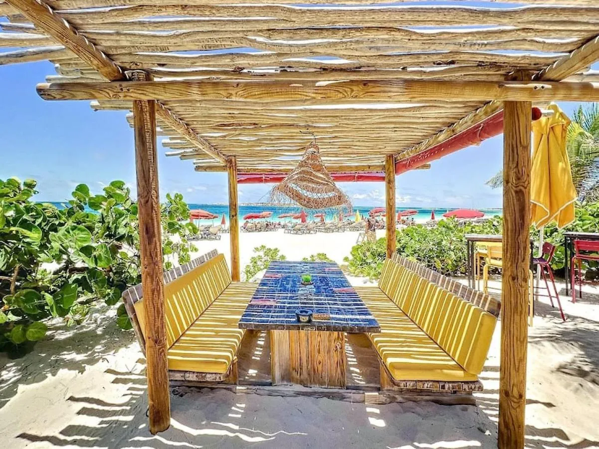 Ultramarine Direct Access To Orient Bay Beach 2 Bedrooms 0*,